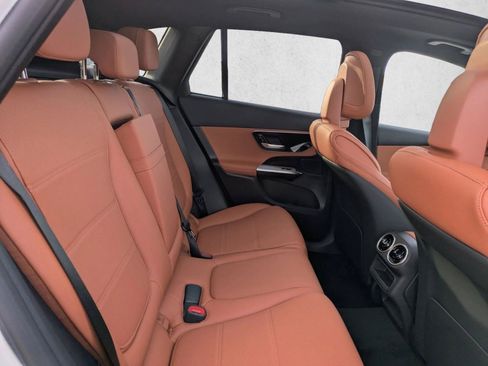New 2026 Mercedes-Benz GLC 300 4MATIC image 22