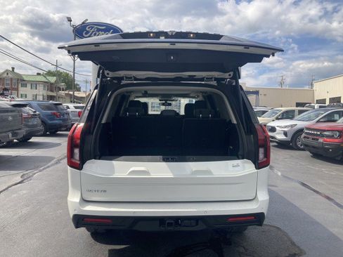 New 2025 Ford Expedition Active image 6