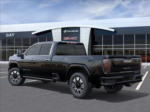 New 2026 GMC Sierra 2500 Denali w/ Denali Reserve Package AWD/4WD image 3