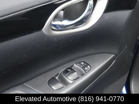 Used 2018 Nissan Sentra SV FWD image 15