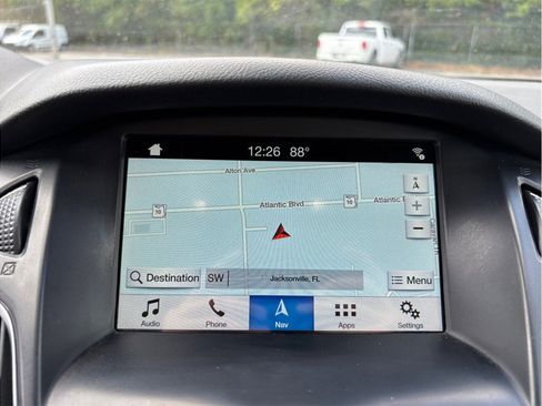 Used 2018 Ford Focus Titanium w/ Titanium Technology Package FWD image 31