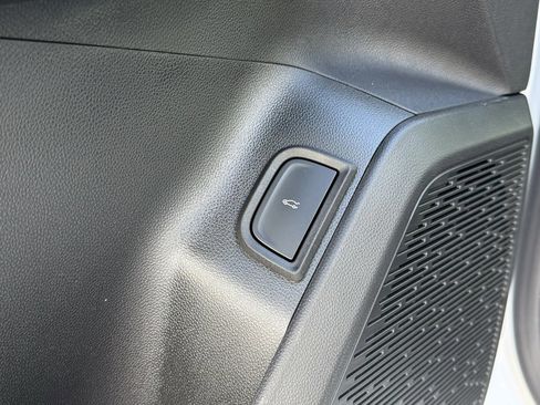 New 2026 GMC Terrain AT4 w/ Convenience Package III image 28