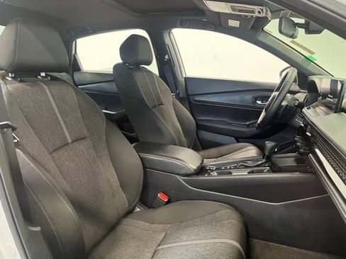 Used 2025 Honda Accord Sport image 10