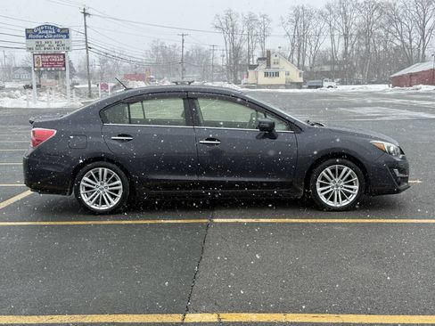 Used 2015 Subaru Impreza 2.0i Limited AWD/4WD image 6