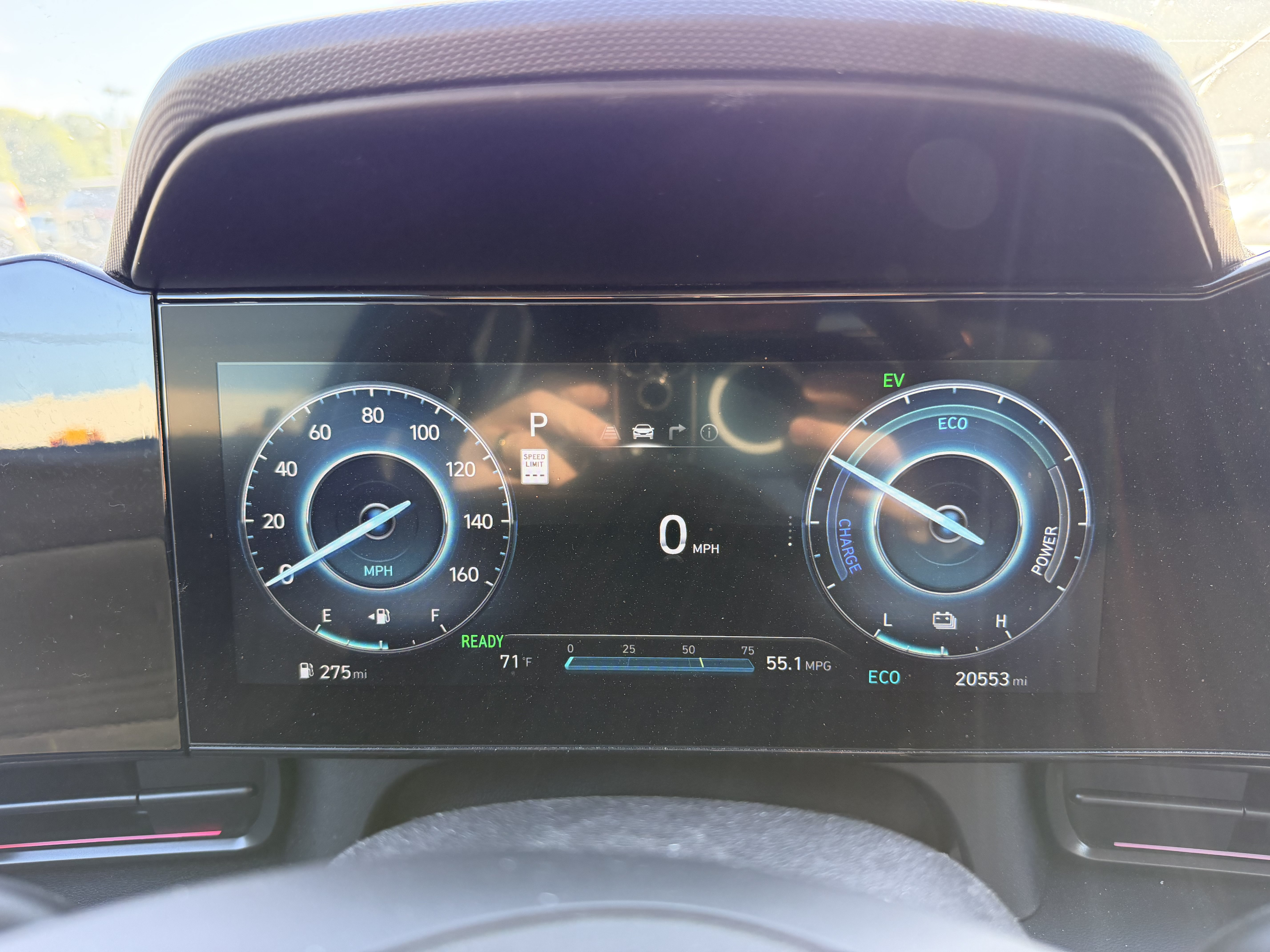 Used 2025 Hyundai Elantra SEL FWD image 14