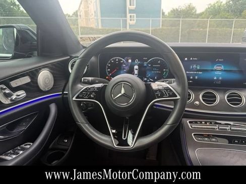 Used 2023 Mercedes-Benz E 350 4MATIC Sedan image 17