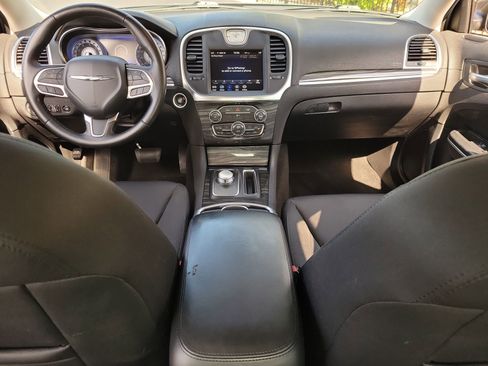 Used 2020 Chrysler 300 Touring w/ Sport Appearance Package RWD image 14