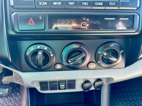 Used 2012 Toyota Tacoma 4x4 Access Cab image 23