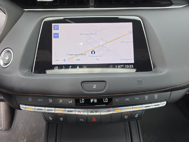 Used 2020 Cadillac XT4 Sport w/ LPO, Midnight Sport Package FWD image 27