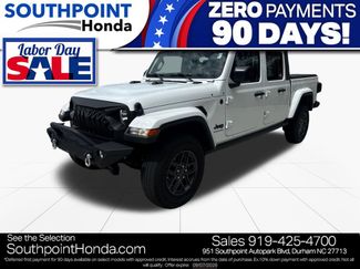 Used 2024 Jeep Gladiator Sport AWD/4WD video 3
