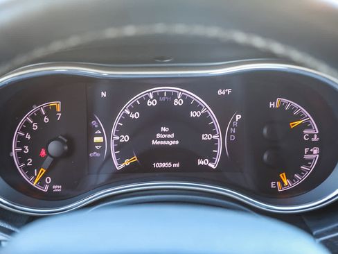 Used 2017 Jeep Grand Cherokee Limited image 22