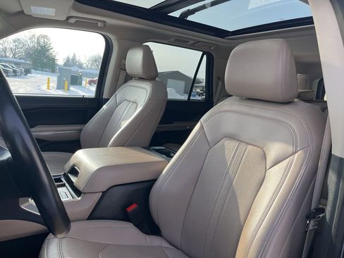 Used 2024 Ford Expedition Max Limited image 12
