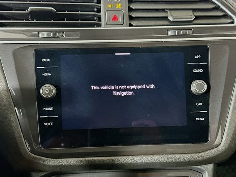 Used 2024 Volkswagen Tiguan S image 21