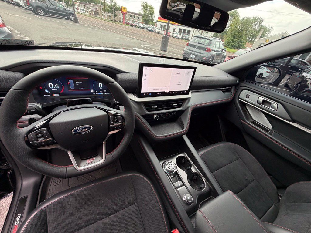 Used 2026 Ford Explorer ST w/ Sun And Sound Package AWD/4WD image 13