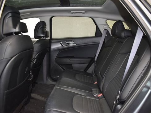 Certified 2025 Kia Sportage SX Prestige image 10