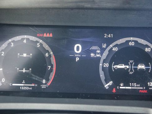 Used 2025 Toyota Tacoma TRD Sport AWD/4WD image 21