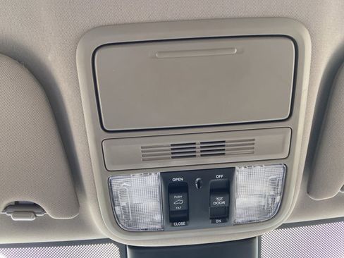 Used 2024 Honda Odyssey EX-L image 52