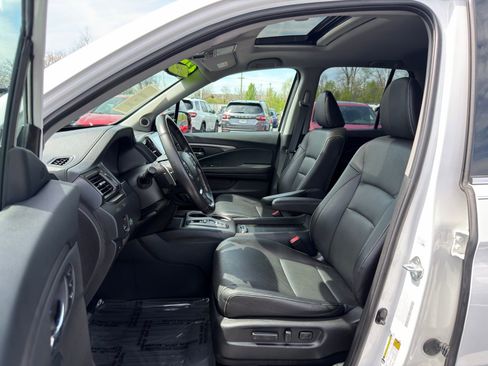 Used 2023 Honda Ridgeline RTL-E image 11