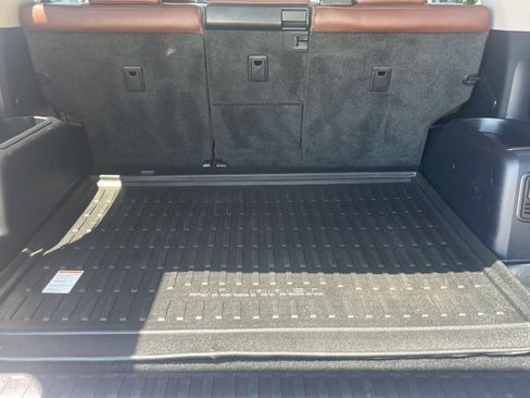 Used 2020 Toyota 4Runner Limited AWD/4WD image 26