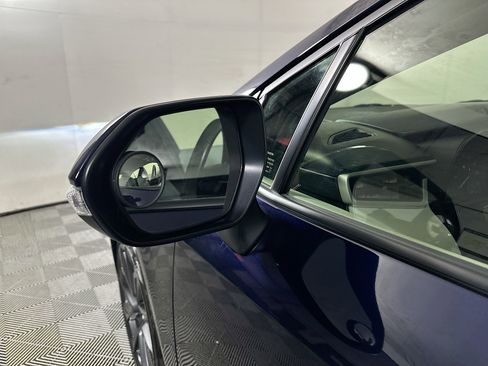 Used 2024 Toyota Corolla SE FWD image 10