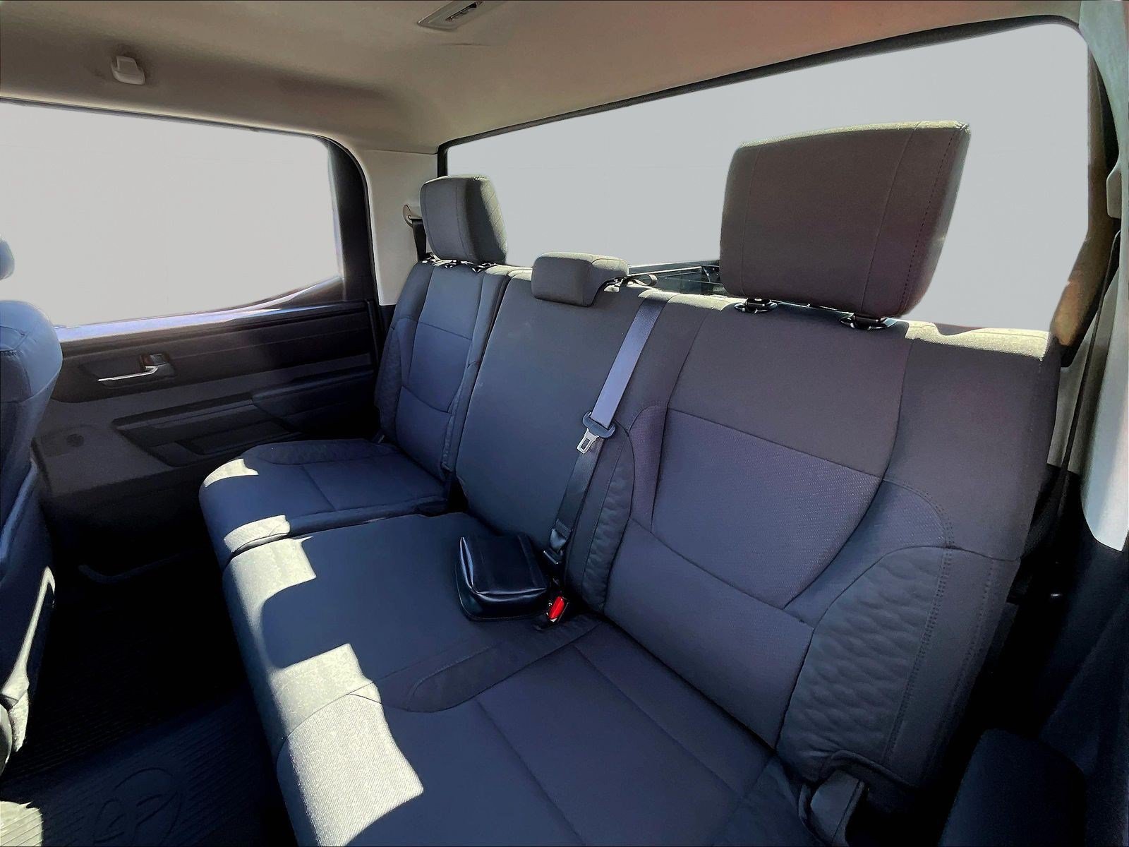 Used 2023 Toyota Tundra SR5 w/ SR5 Convenience Package AWD/4WD image 23
