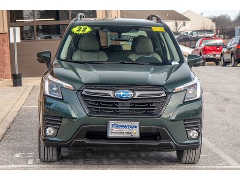 Used 2022 Subaru Forester Limited image 8
