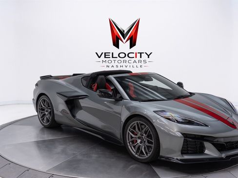 Used 2024 Chevrolet Corvette Z06 RWD image 12