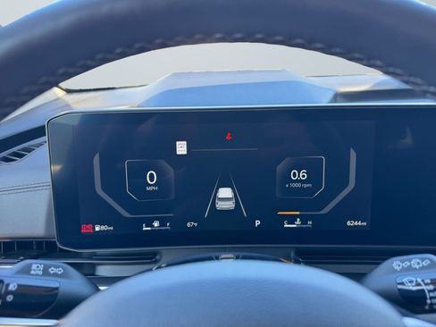 Used 2025 Kia Carnival SX Prestige image 12