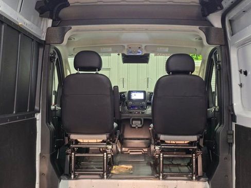 Used 2025 RAM ProMaster 2500 w/ Convenience Group FWD image 33