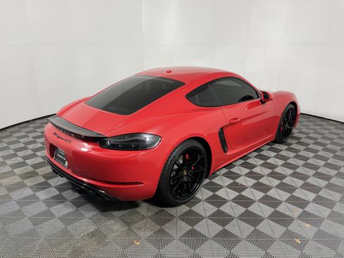 Certified 2024 Porsche 718 Cayman GTS RWD image 7