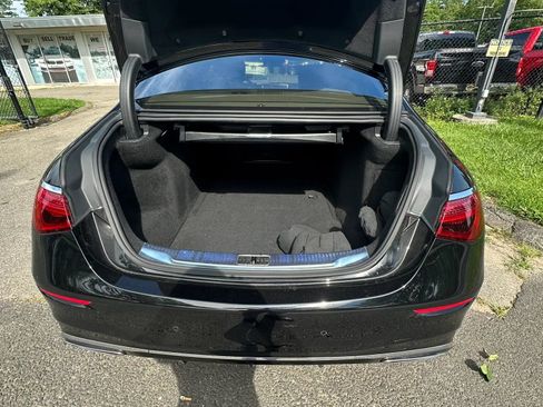 Used 2022 Mercedes-Benz S 580 4MATIC Sedan image 10
