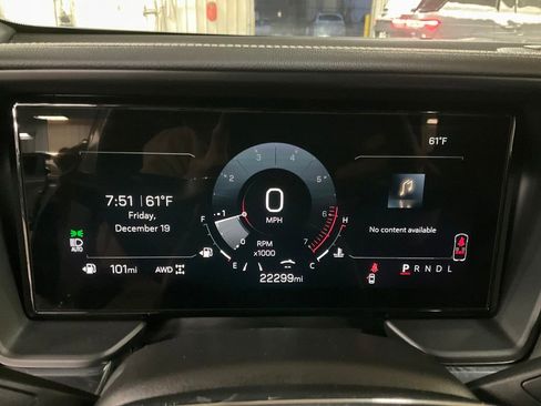 Used 2025 GMC Terrain Elevation image 16