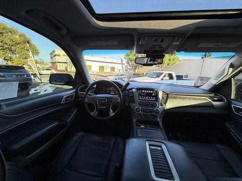 Used 2018 GMC Yukon XL Denali w/ Denali Ultimate Package image 53