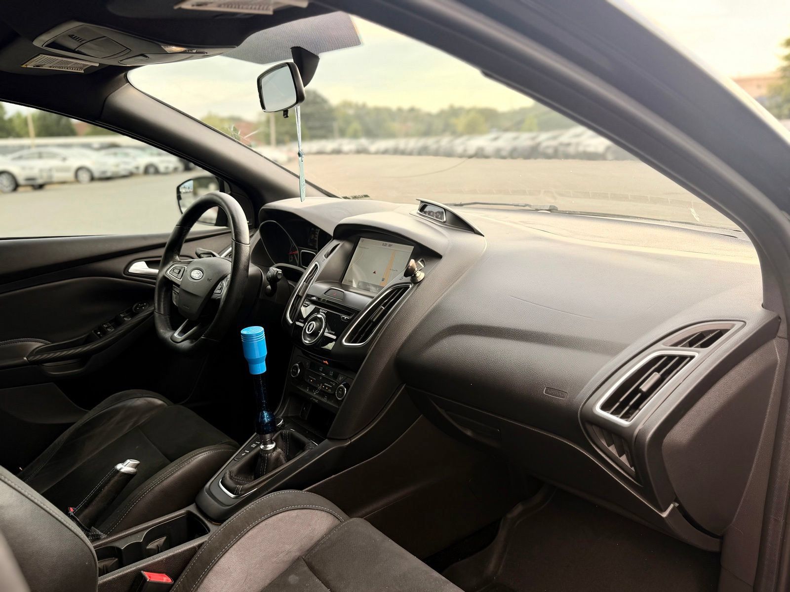 Used 2017 Ford Focus RS AWD/4WD image 43