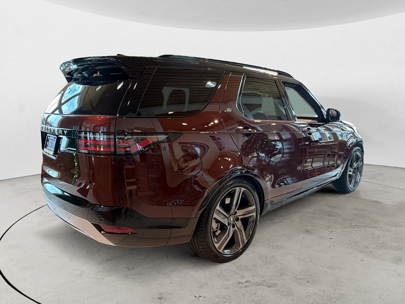 New 2026 Land Rover Discovery Limited Edition AWD/4WD image 3