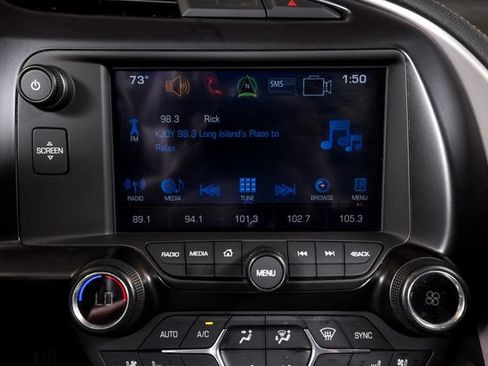 Used 2019 Chevrolet Corvette Stingray Coupe RWD image 39