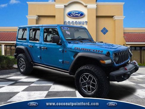 Used 2025 Jeep Wrangler Unlimited Rubicon w/ Safety Group AWD/4WD image 1