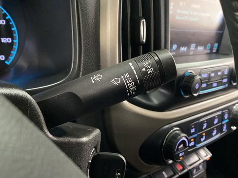 Used 2018 GMC Canyon Denali image 22