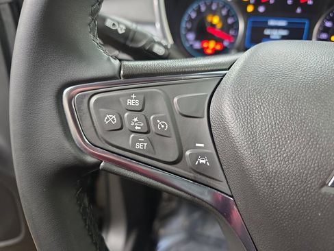 Used 2024 Chevrolet Equinox LT image 17