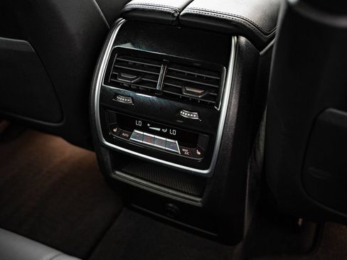 Used 2022 BMW X5 M50i w/ Premium Package AWD/4WD image 37