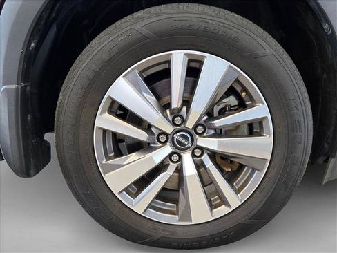 Used 2022 Nissan Pathfinder SL w/ Lighting Package (N92) FWD image 25