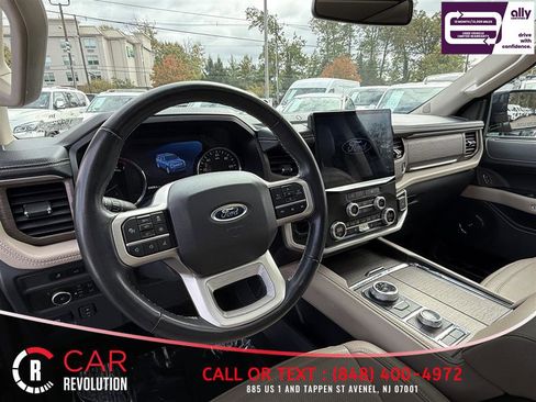 Used 2024 Ford Expedition Max Limited AWD/4WD image 19