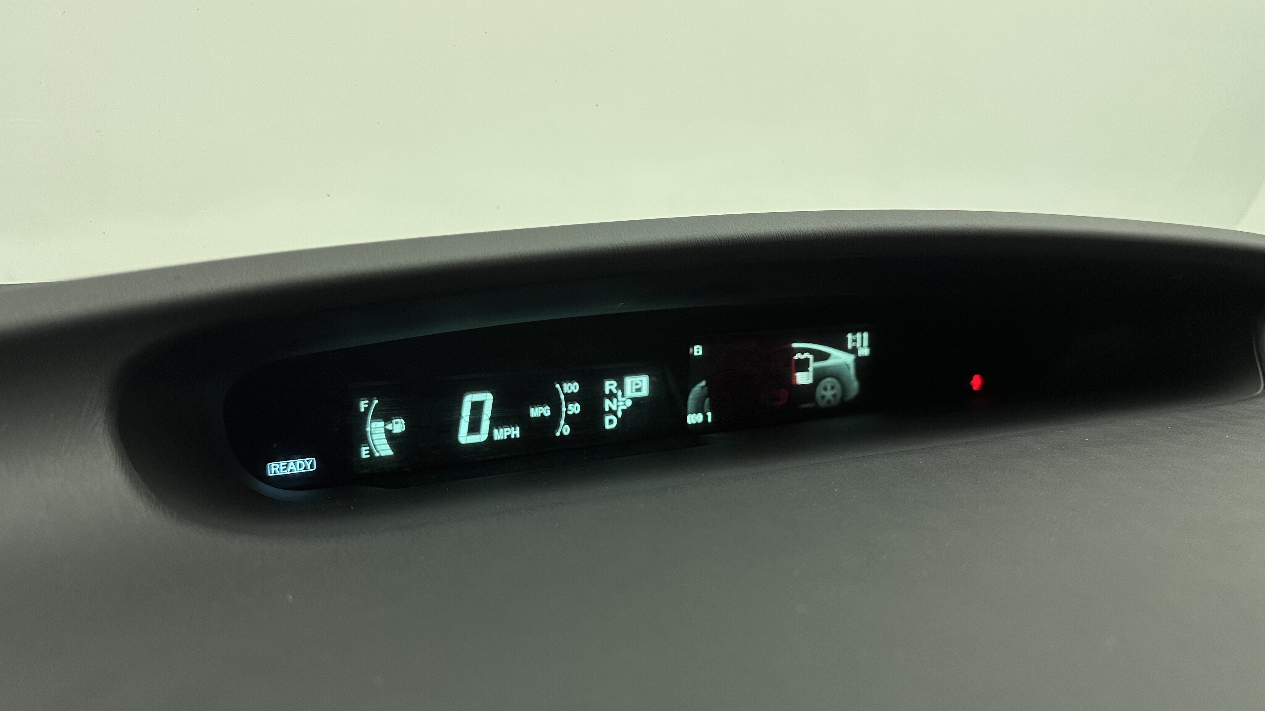 Used 2015 Toyota Prius Five w/ Advanced Technology Package FWD image 18