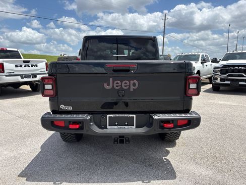 New 2026 Jeep Gladiator Mojave AWD/4WD image 5