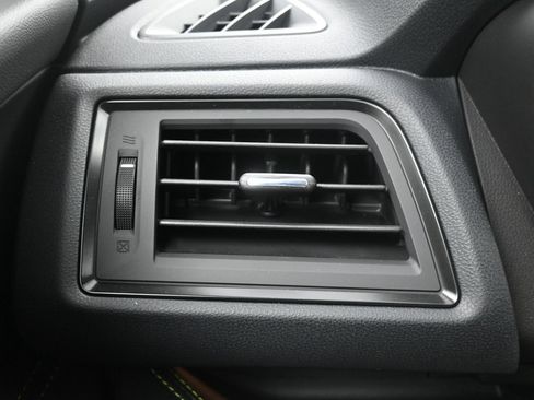 Used 2025 Subaru Ascent Bronze Edition AWD/4WD image 15