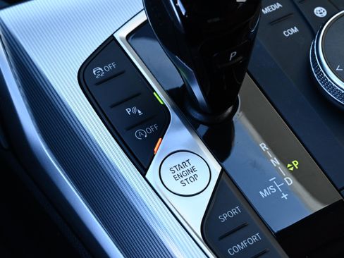 Certified 2023 BMW 430i Convertible w/ Premium Package image 22