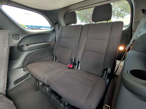 Used 2019 Dodge Durango SXT w/ 3rd Row Seating Group RWD image 23