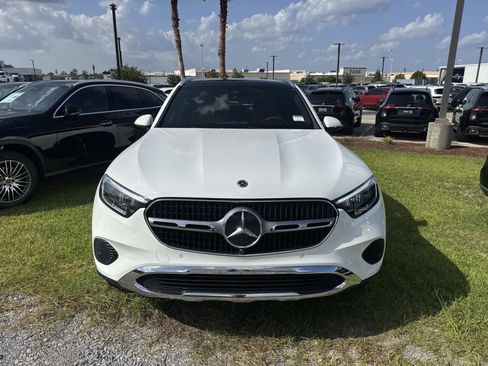 Used 2026 Mercedes-Benz GLC 300 4MATIC image 2