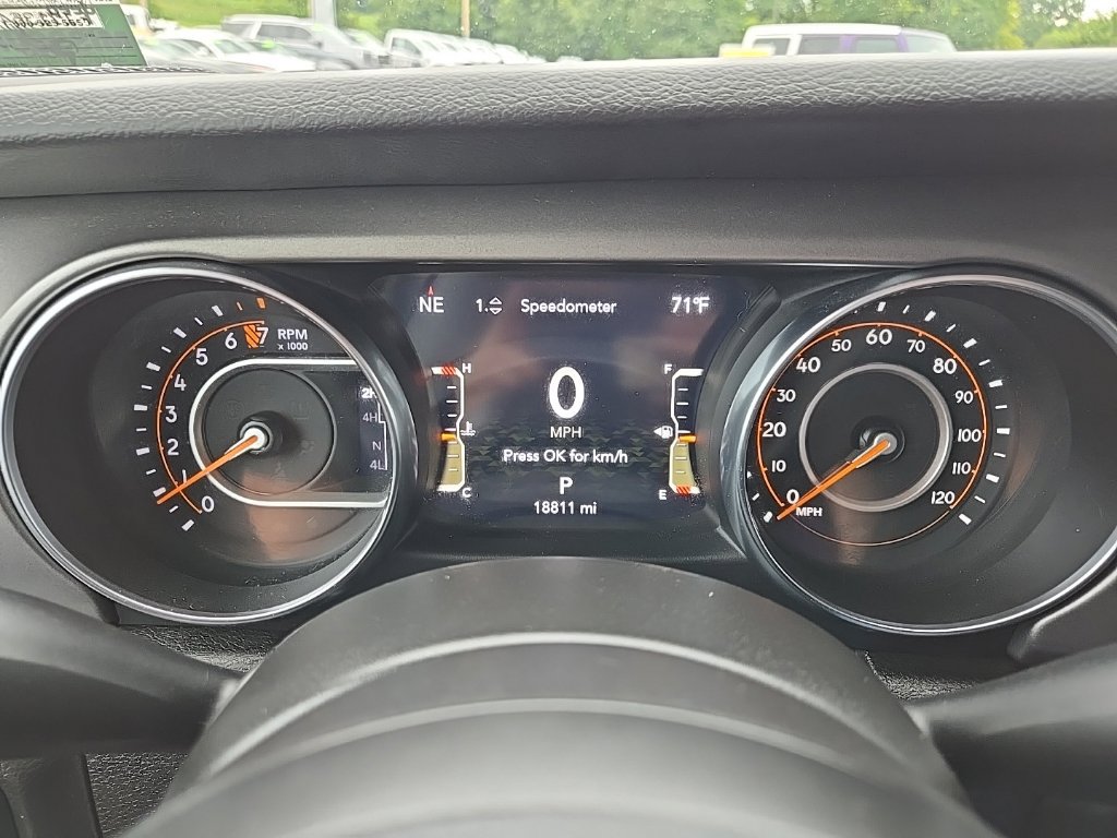 Used 2023 Jeep Gladiator Sport AWD/4WD image 52