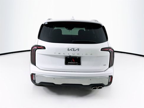 Used 2024 Kia Telluride SX Prestige image 7